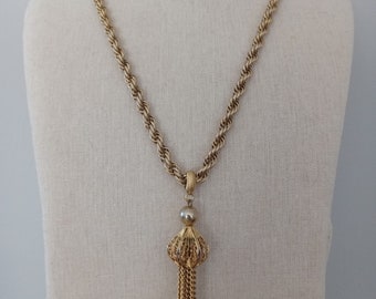 Vintage 1960s 1970s MONET Damita Gold Tone Tassel Necklace 6 Sided Starburst Dangle Chains Multi Link Twisted Rope Chain Expires August 18th