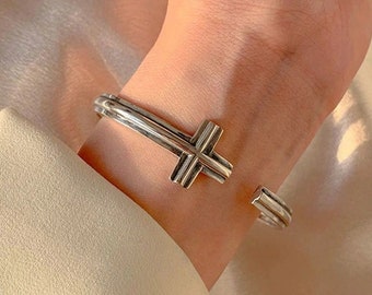 925 Sterling Silver Earrings Womens Vintage Accessories Dark Cross Studs Personality Fashion Creative Gift Trend Old Craft 