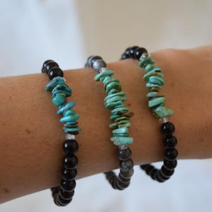 Pulseira artesanal delicada Kingman Arizona Turquoise | Intention Jewelry | Turquesa Arizona genuína