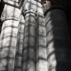 Catedral de Tournai, Muelle, Bélgica, Fotografía, Impresión, Impresión de bellas artes, Tarjeta de felicitación, Arquitectura, Medieval, Gótico, Iluminación, B&W, abstracto