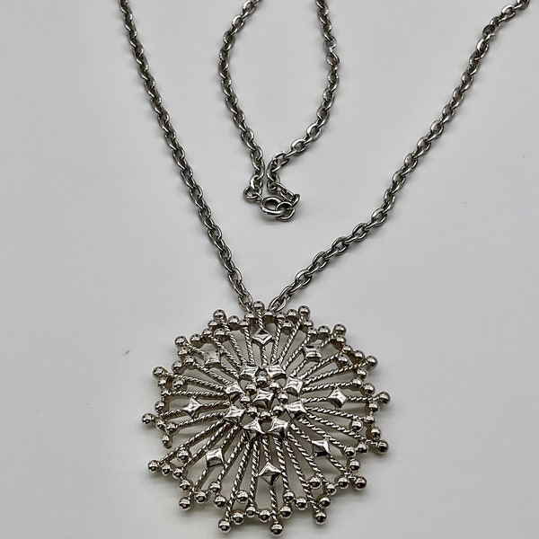 Vintage MONET Atomic Starburst Silver Tone Pendant Necklace