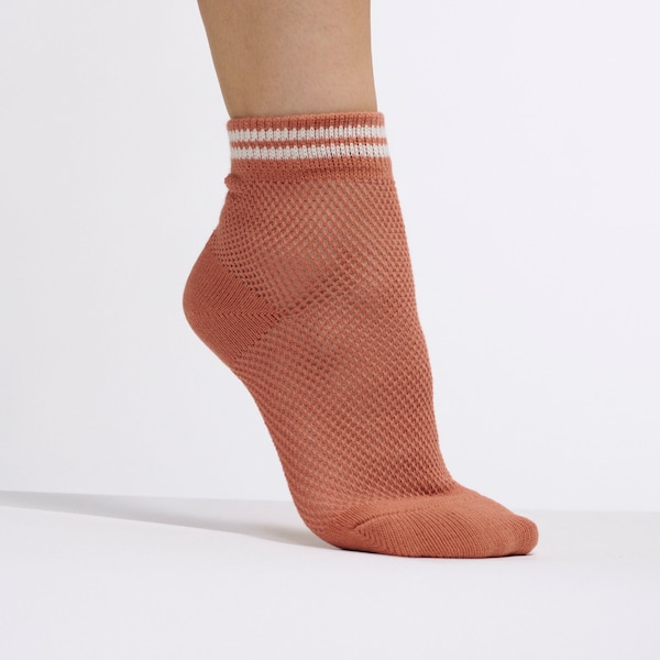 The Mesh Varsity Socks | Rust Color | Vintage Inspired 50s 60s Style Sock | Ankle Socks in Rust with Off White Stripes | Goose Taffy