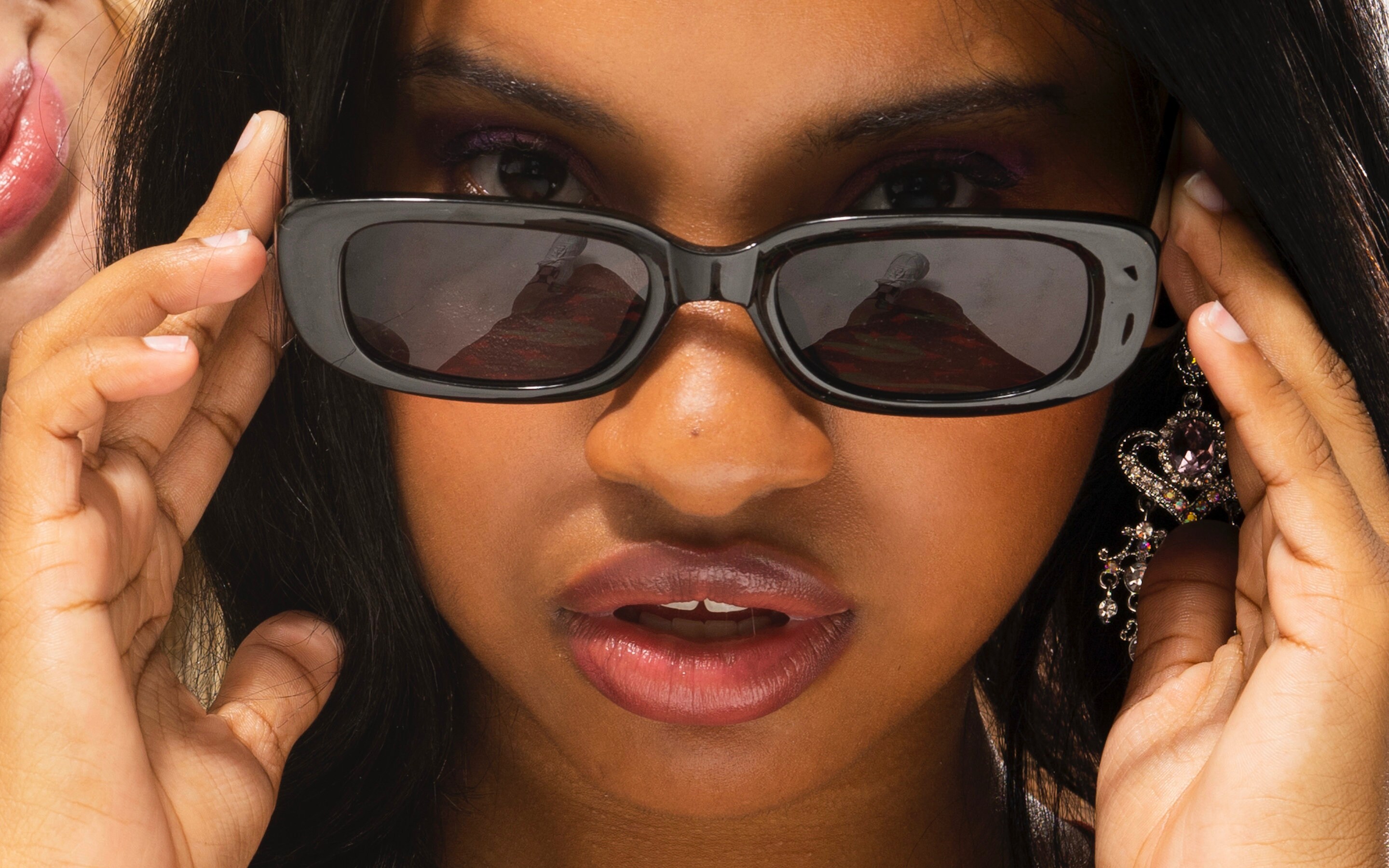 The Perfect Sunglasses | Glossy Black Frames With Black