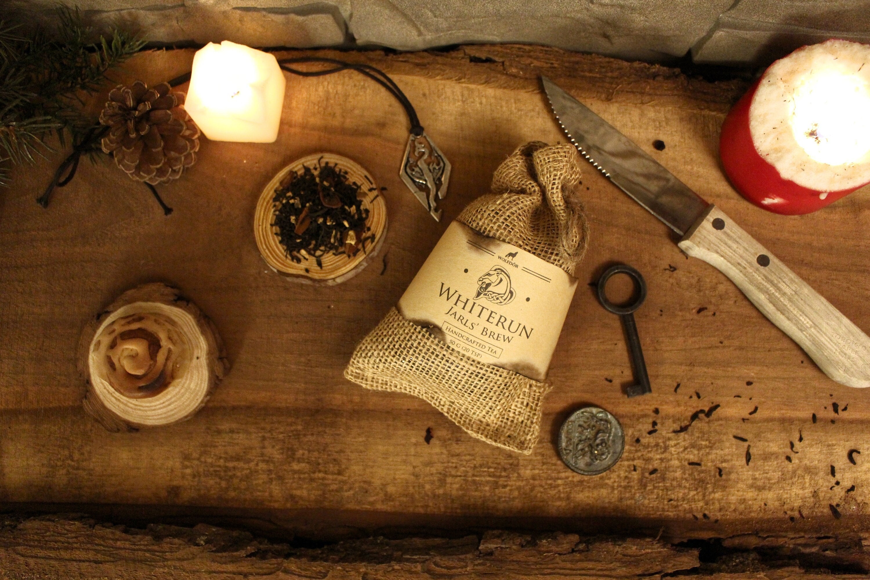 The Elder Scrolls V: Skyrim (PS4) Aangepaste PS1 geïnspireerde case - Etsy  België, image size:3000x2000