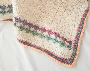 Crochet Baby Blanket, READY TO SHIP, Baby Shower Gift, Crochet Baby Blanket, Cream Color, Shells and Hearts Blanket, Newborn Baby Blanket