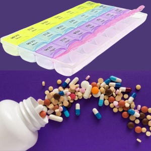 Weekly Pill Box 7 Day 28 Compartment Tablet Organiser Medicine Storage Dispenser