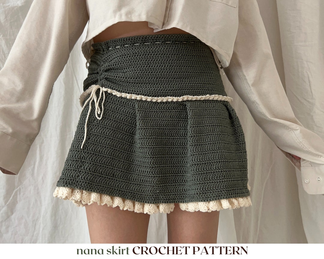 Nana Skirt // Crochet Pattern // Pleated Y2k Coquette Skirt