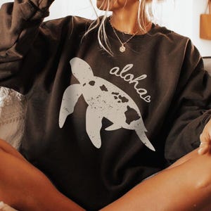 Sea Turtle Sweatshirt Maui Sweatshirt Hawaii Sweatshirt Hawaiian Sweatshirt Coconut Girl Beachy Crewneck Beachy Sweatshirt Beach Sweatshirt