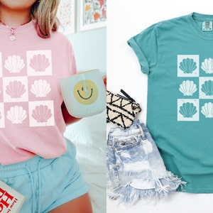 Retro Seashells on a trendy checker pattern on comfort colors shirts