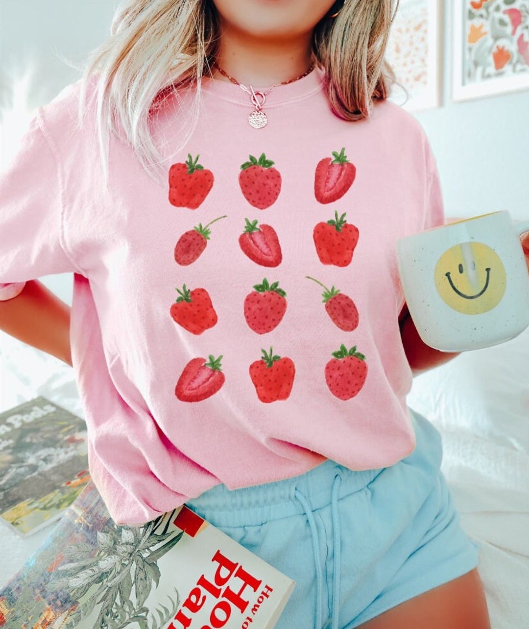 Comfort Colors Strawberry Shirt Strawberry Tshirt Plant Based Fruit Shirt  Cottage Core Shirt Botanical Strawberry Top Vegan Shirt Spring Tee - Etsy