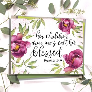 Christlicher Muttertag druckbares Kartenset mit handbeschrifteter Schrift und Aquarellblumen für Mama Ihre Kinder erheben sich und nennen sie gesegnet