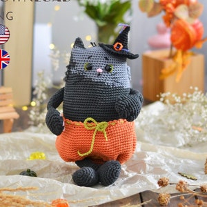 Black cat crochet pattern - Halloween decoration -Amigurumi toy cat - Fall home decoration by LaCigogne design
