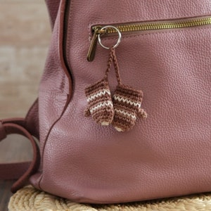 Bernie's mittens crochet keychain laCigogne design - Bag accessory - DIY keychain
