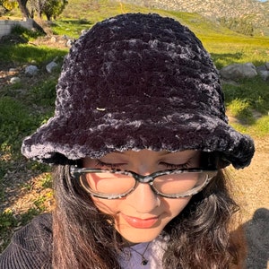 Crochet fluffy bucket hat