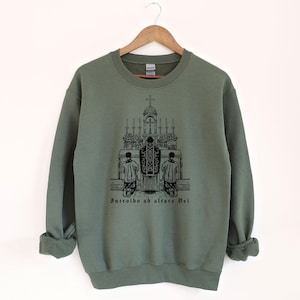 Latin Mass Introibo ad altare Dei Graphic Catholic Unisex Sweatshirt