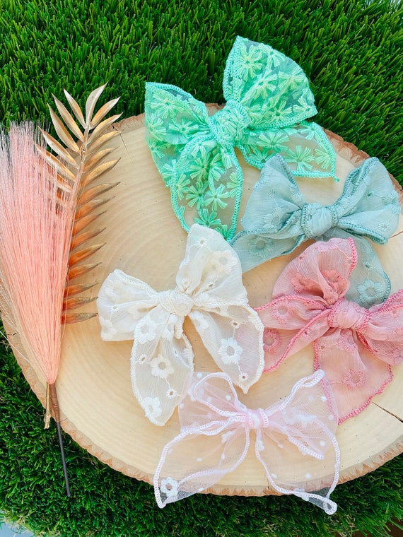Floral Lace Tulle Hair Bow: Spring Girl Alligator Clip - Etsy display picture 3