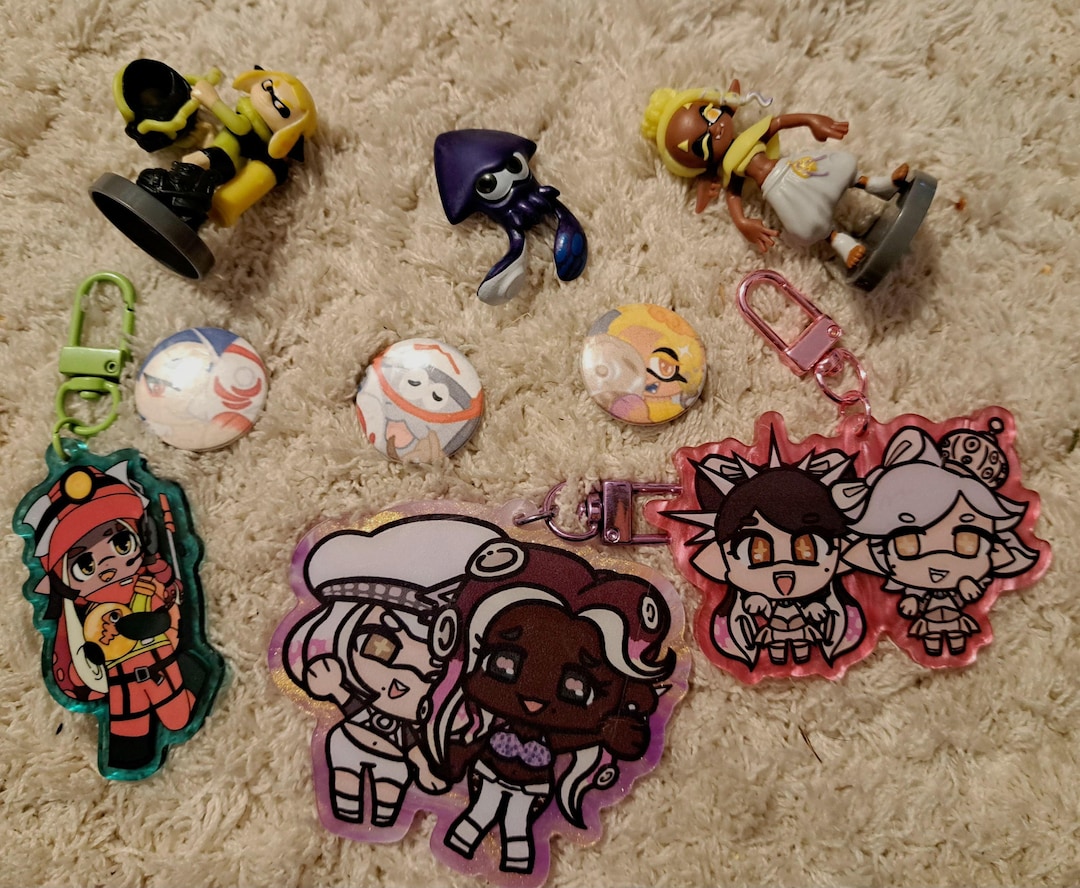 Splatoon 2 Keychains Splatoon Fan Merch Bundle ( 2x Keychain 3x Mini Pins 1x Mini Offical ...
