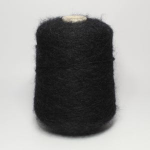 Filato Fingering Weight Italian Luxury in alpaca, capretto, mohair, lana, poliammide ed elastan, colore HONEY, nero, 50 g