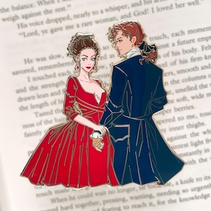 outlander claire and jamie enamel pin