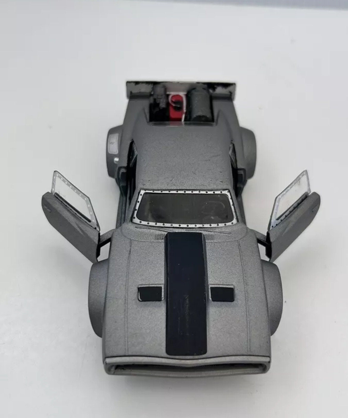 Jada 1/32 Scale 98299 - Dom's Ice Charger Gris, Fast And Furious, Diecast