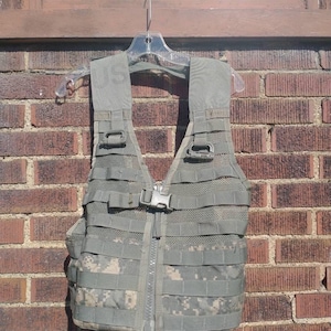 Molle II Modular Lightweight Load Carrying Equipment Load Carrier Tactical Vest Genuine Us military surplus