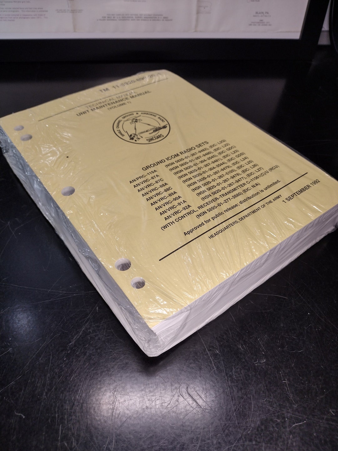 US Army Ground Radio Set Vintage Field Manual 1992 TM 115820890