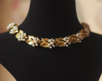 Vintage Pearl Necklace and Earrings Set - Retro French Style