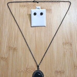 Black Agate: Necklace + Earring Set