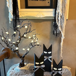 Black Cats Wood with Glow in the Dark Eyes, Handmade Halloween Cats, Halloween Decor