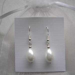 Teardrop Pearl Earrings, Pearl Drops on silver gold or rose gold hooks, hoops, studs or Clip-ons, Drop Dangle Earrings Brides Bridesmaids