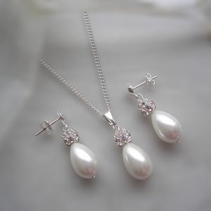 Teardrop Pearl & Pave Crystal Diamante Necklace with Matching Earrings option, Drop Pearl Bridal Jewelry, Bridesmaid Gift for Her