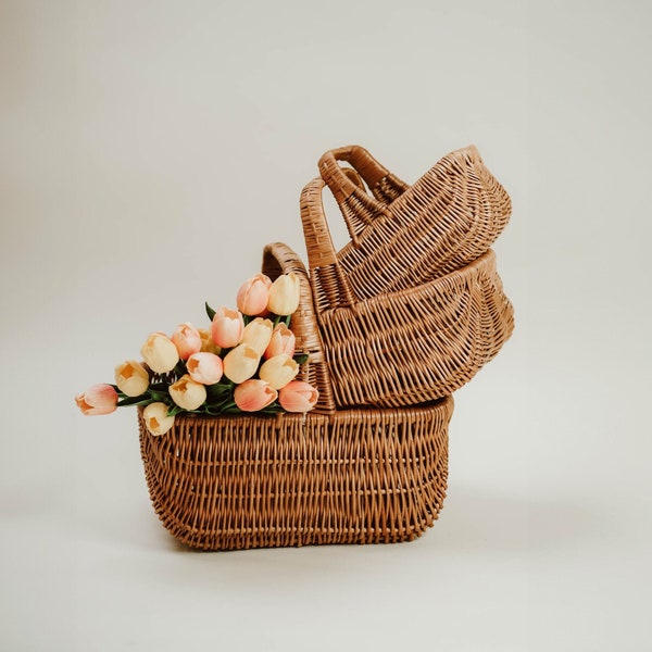 Handmade wicker basket with one top handle, picnic basket, market basket shopping, basket fruit, basket in vintage Duch style, three sizes!