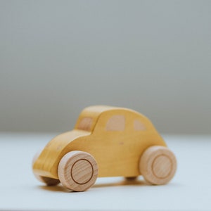 Coche escarabajo de madera amarillo, vehículos ecológicos para niño y niña, juguetes Montessori, juguetes seguros para niños, coche Fidget, juguetes sensoriales, juego para bebé