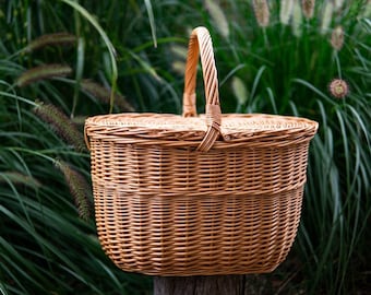 Natural wicker picnic/shopping basket, Natural color of wicker, Ecological product, perfect gift for mom, eco product