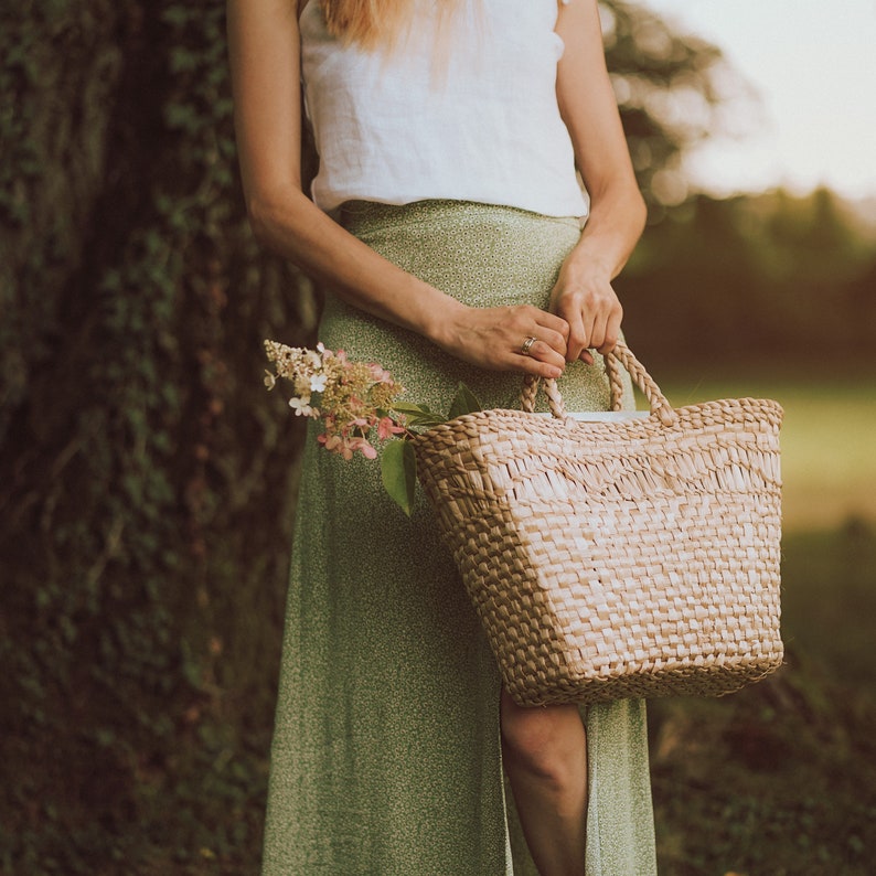 Lightweight straw bag, handmade wicker basket, the perfect bag on the shopping and market, summer beach bag and picnic wicker, straw basket, image 5