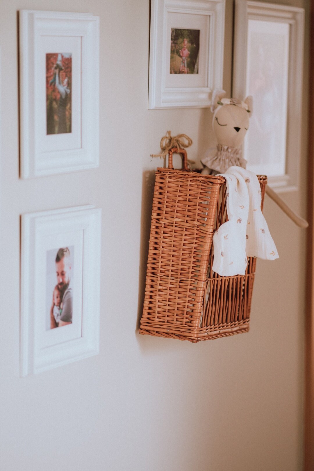 Handmade Hanging Rack Handmade Wicker Hanging Shelf, Magazine Rack, Natural Decor - Etsy