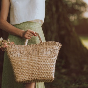 Lightweight straw bag, handmade wicker basket, the perfect bag on the shopping and market, summer beach bag and picnic wicker, straw basket, image 6