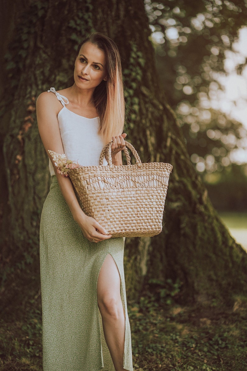 Lightweight straw bag, handmade wicker basket, the perfect bag on the shopping and market, summer beach bag and picnic wicker, straw basket, image 4