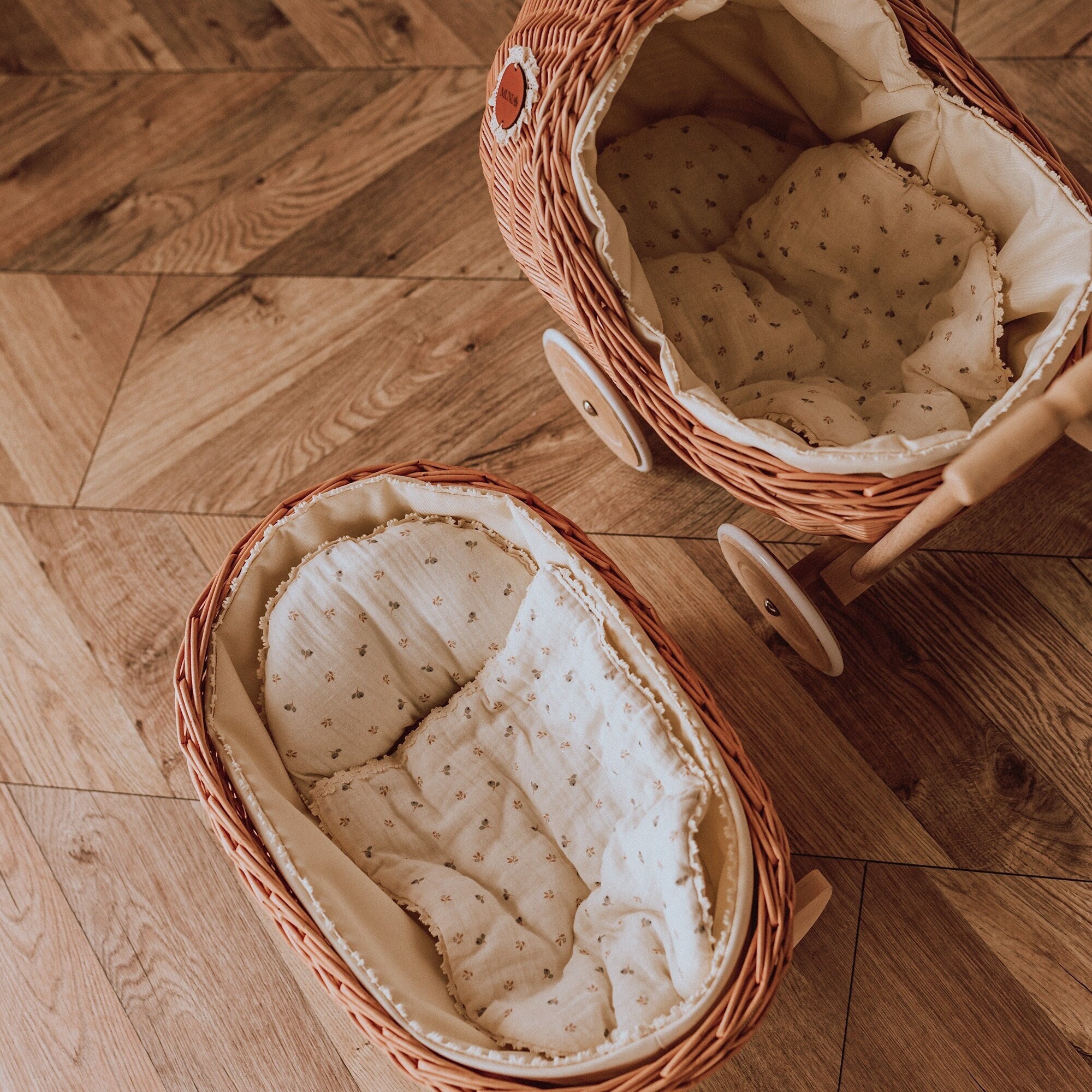 Handmade Natural Wicker Cradle With Bedding for Girl, Wicker & Beech