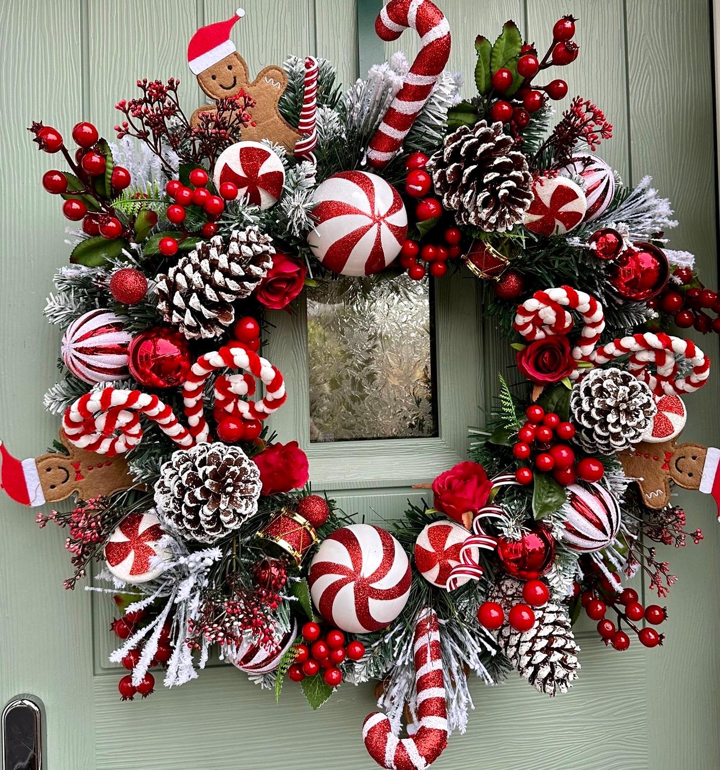 Christmas Wreath Outdoor TOPReddon 15.7in Christmas Wreath For