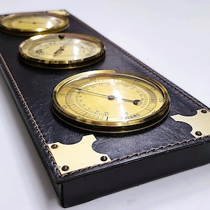 Weerstation met hygrometer, barometer, thermometer, echt leer en messing, design uit de jaren 50.