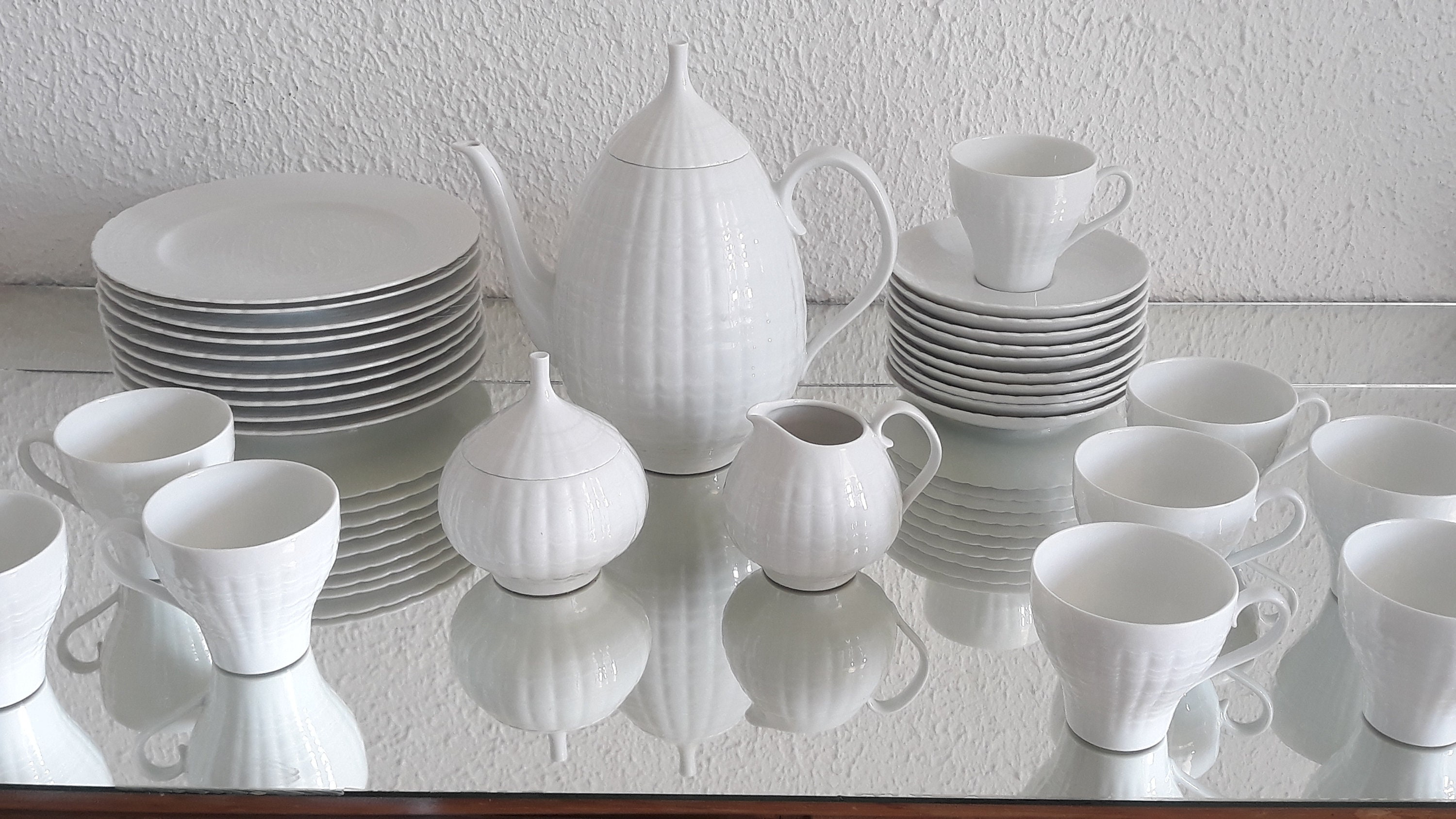 50s Coffee Set 33 Pcs. 50s Coffee Set 33 Pcs.