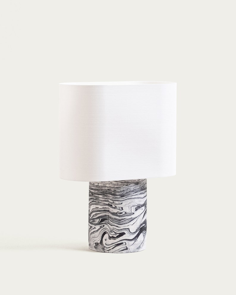 LAMPE E27 MODERNE Lampe de table design et minimale fabriquée en France parfait pour la chambre le salon image 5