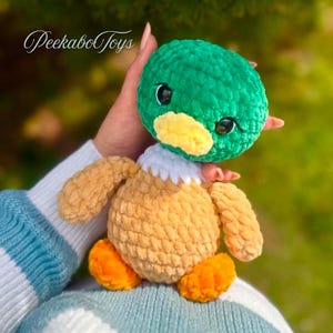 Pebble the Mallard Duck, schema all'uncinetto, amigurumi Mallard Duck, tutorial facile, cucitura bassa, uncinetto per uccelli