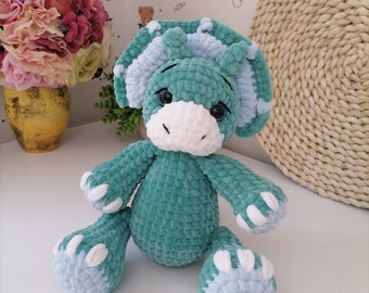 Crochet Triceratops Pattern, Crochet toys, Crochet dinosaur, Crochet pattern, Crochet for kids, Amigurumi