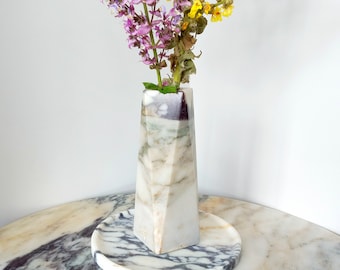 Calacatta Viola Marble Vase: Faceted Pyramid Design, 12" Tall