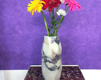 Calacatta Viola Marble Vase: Diamond Cut, Tall Baklava Pattern