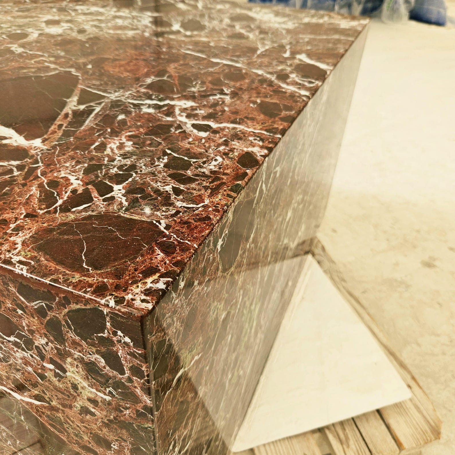 large-rosso-levanto-marble-coffee-table-25-30-35-rectangular