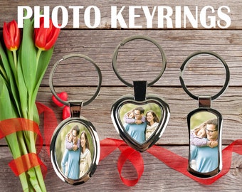 Personalised Photo and Family photo keyring with engraving - Birthday Gift- gift for him/her Picture keychain - Girlfriend or Boyfriend