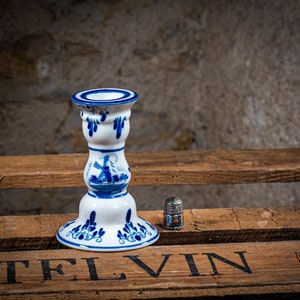 Candelabro Delftware blu e bianco vintage dipinto a mano